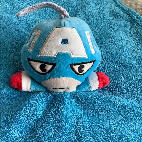 MINISO Marvel Captain America Plush Lovey Security Blanket Toy - Picture 4 of 10